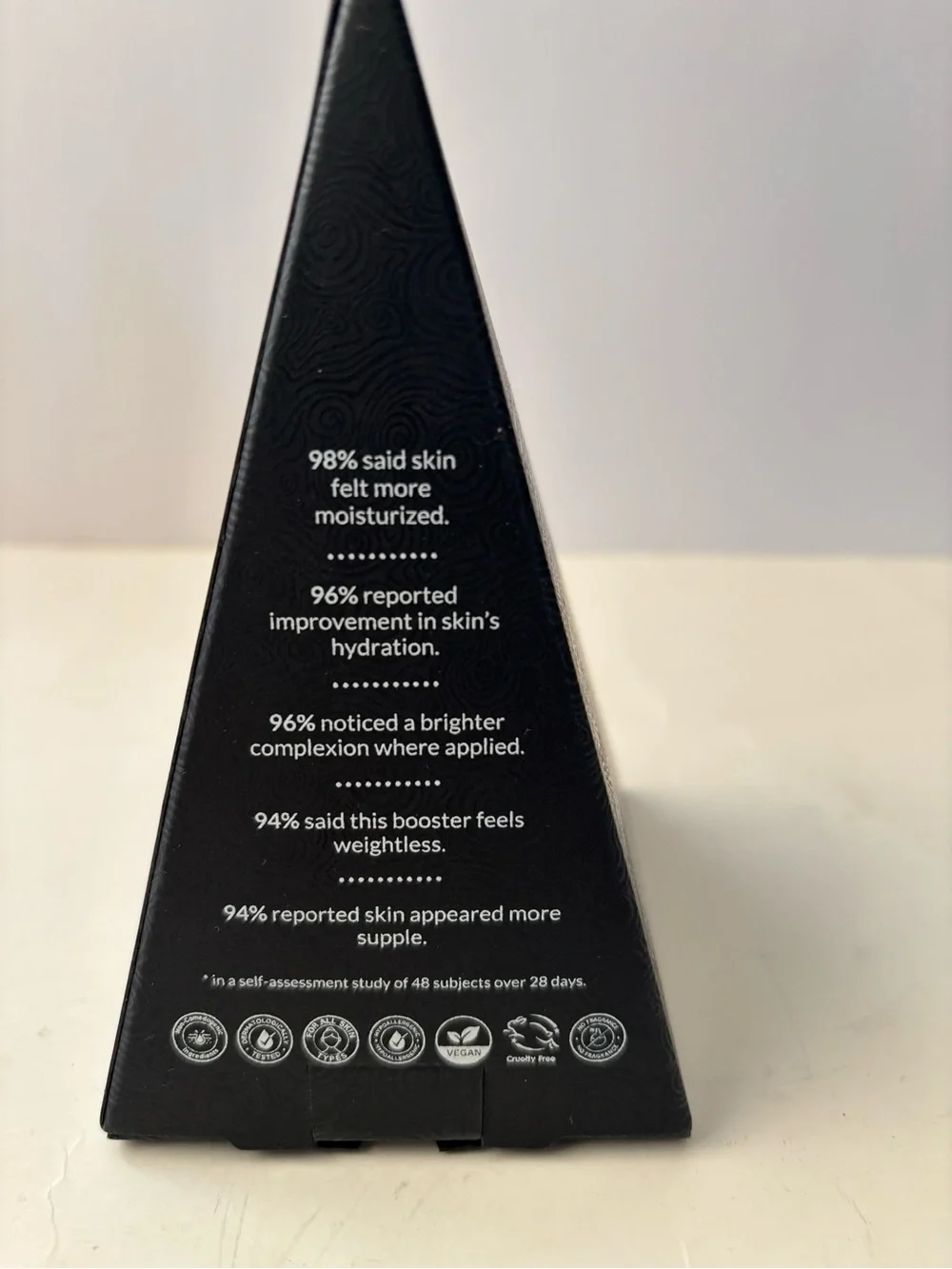 VREA 4-in-1 Multipurpose Booster for Eyes & Face — Black